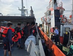 KM Batam Indah 9 Karam di Perairan Batam, KAL Mapor Evakuasi Delapan ABK Selamat