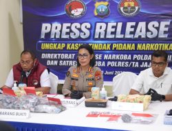 Polda Kepri Gulung Sindikat Narkoba, Sita Ratusan Sabu dan Vape Liquid Mengandung Etomidate