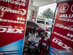 Ekonom: Penyesuaian harga Pertamax jaga kepercayaan investor