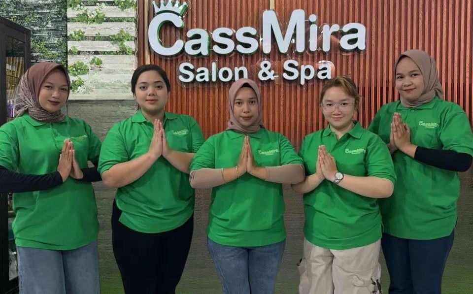 CassMira Home Service Massage menghadirkan layanan pijat, spa, aromaterapi, dan bekam home service profesional di Batam. Praktis, nyaman, dengan terapis berpengalaman langsung ke rumah pelanggan.