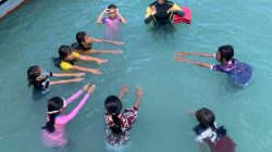 SAR Natuna Latih Anak Perbatasan Berenang, Tanamkan Budaya Keselamatan Laut Sejak Dini