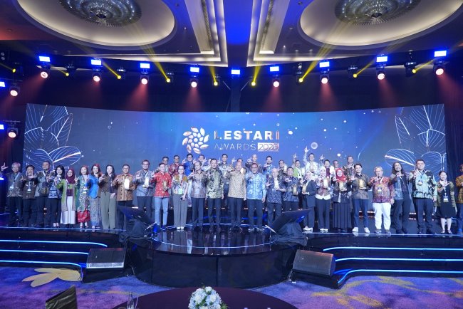 Telkom meraih Lestari Award 2026 kategori Talent Management berkat People Development Plan yang menyiapkan talenta dan pemimpin digital masa depan untuk mendukung transformasi bisnis berkelanjutan.