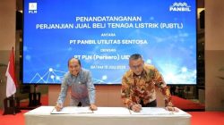 PLN UID WRKR dan PT Panbil Utilitas Sentosa memperkuat sistem kelistrikan Batam-Bintan melalui pembangunan PLTU Tanjung Sauh berkapasitas 300 MW. Proyek ini diharapkan mendukung investasi industri AI, pusat data, semikonduktor, dan manufaktur berteknologi tinggi di Batam.
