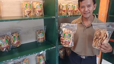 Produk IKM keripik tempe Tanjungpinang dipasarkan ke Singapura