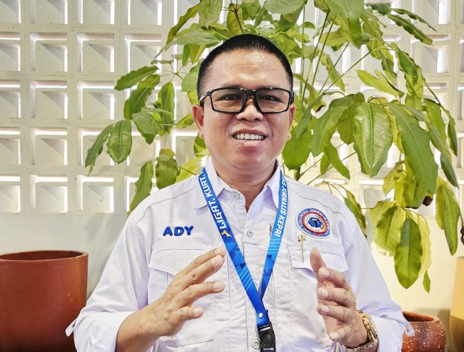 Ady Indra Pawennari, Ketua Umum Komunitas Jurnalis Kepri (KJK)