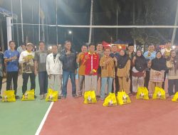 Buka Turnamen Domino di Klarik Utara, Founder Yayasan KPDN Salurkan Puluhan Paket Sembako