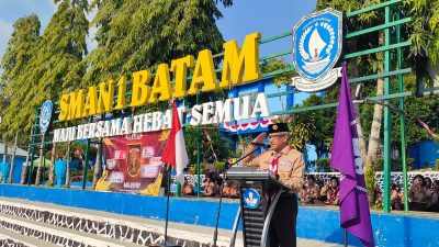 Jefridin Gelorakan Semangkat Kepramukaan di Peringatan HUT Gudep 03021/03022 SMAN 1 Batam