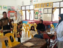 Atasi Kendala Akses Warga Desa, Bupati Natuna Boyong 5 Dokter Spesialis ke Kelarik Utara