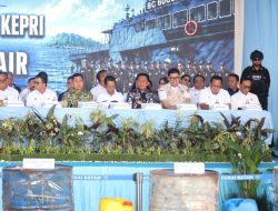 Dukung Penindakan 2,6 Ton Sabu Cair, Dankodaeral IV Tegaskan Komitmen TNI AL Amankan Perairan Kepri