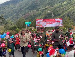 Semarak HUT ke-81 RI, Satgas Yonif 136/Tuah Sakti Bersama Satgas Maleo Gelar Perlombaan di Tinggi Nambut