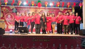 Cen Sui Lan Hadiri Perayaan Cap Go Meh di Maha Vihara Duta Maitreya Batam
