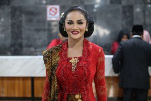 Rahasia Krisdayanti : Modal cuma Rp7 Juta, Dapat Suara 132 Ribu