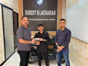 Subdit 3 Jatanras Ditreskrimum Polda Kepri Kembalikan Sepeda Motor Kepada Pemiliknya