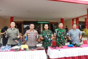 Razia Gabungan TNI – POLRI di Kampung Aceh Batam, 43 orang Terjaring