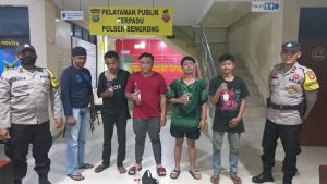 Lagi Tegak Miras, Empat Pemuda di Bengkong Diamankan