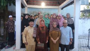 Bersama Keluarga, Taba Iskandar Santuni Anak Yatim
