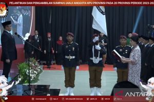 KPU RI Lantik 106 Anggota KPU di 20 Provinsi