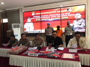Guru SMK di Batam Rudal Paksa Murid Laki-Lakinya