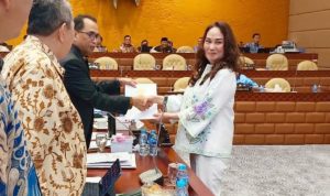 Anggota DPR RI Cen Sui Lan Usulkan Status Otoritas Pelabuhan Wilayah Kerja Natuna Jadi KSOP