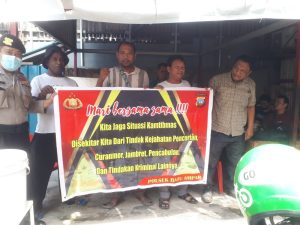 Patroli Jalan kaki Polsek Batu Ampar Berikan Rasa Nyaman, Aman dan Cegah Tindak Kriminal Wilayahnya