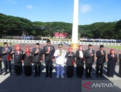 12 ASN Pemprov Sultra terima penghargaan dari Presiden