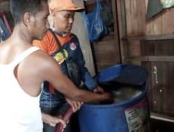 BPBD pasok air bersih bantu korban banjir di Bagendang Tengah