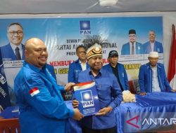 Calon Gubernur Papua Barat petahana resmi daftar ke DPW PAN