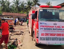 PT Semen Baturaja distribusikan air bersih untuk korban banjir OKU