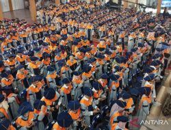 Bupati Kudus ajak lulusan UMK untuk berfikir global