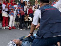 Di Villa Harimau, Pesepeda Diberi Pelatihan Bantuan Hidup Dasar Pompa Jantung