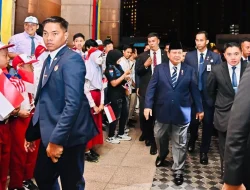 Presiden Bahas Penguatan Bilateral RI-Malaysia Bersama Menteri Kabinet