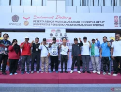 Wamendikdasmen Senam Sehat Bersama Anak Papua Pecahkan Rekor MURI