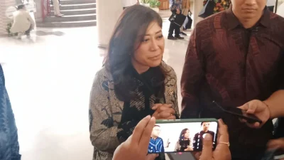 Menkomdigi Anggap #KaburAjaDulu Bentuk Kebebasan Berekspresi