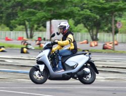 Honda CUV e: RoadSync Duo dengan Fitur Reverse Assist