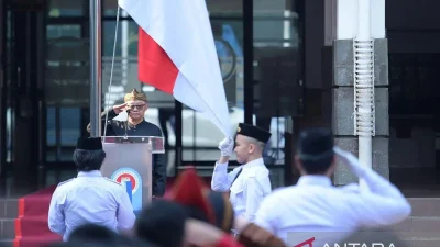 Peringati Hardiknas, Presiden-Mendikdasmen Sinergi Renovasi Sekolah
