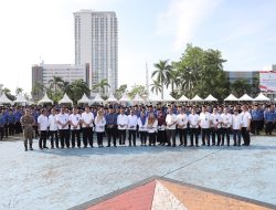Wali Kota Amsakar Serahkan SK 1.980 CPNS dan PPPK Tahun 2024