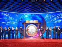 CATL Catatkan Saham di Bursa Hong Kong, Perkuat Peran di Ekonomi Nol Karbon