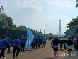 Ribuan Buruh Mulai Padati Monas