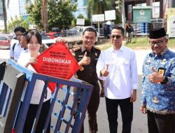 Penertiban Reklame di Batam, Tak Semata Mencari Indah, Tapi Lebih pada Kepatuhan