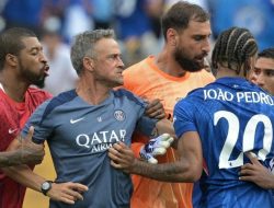 Detik-Detik Pelatih PSG Serang Pemain Chelsea, Amarah yang Merusak Final Piala Dunia Antarklub
