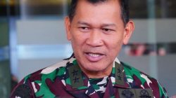 Sebanyak 42 Perwira Tinggi TNI dimutasi oleh Panglima TNI Jenderal Agus Subiyanto sebagai bagian dari regenerasi kepemimpinan dan penguatan organisasi di semua matra TNI.