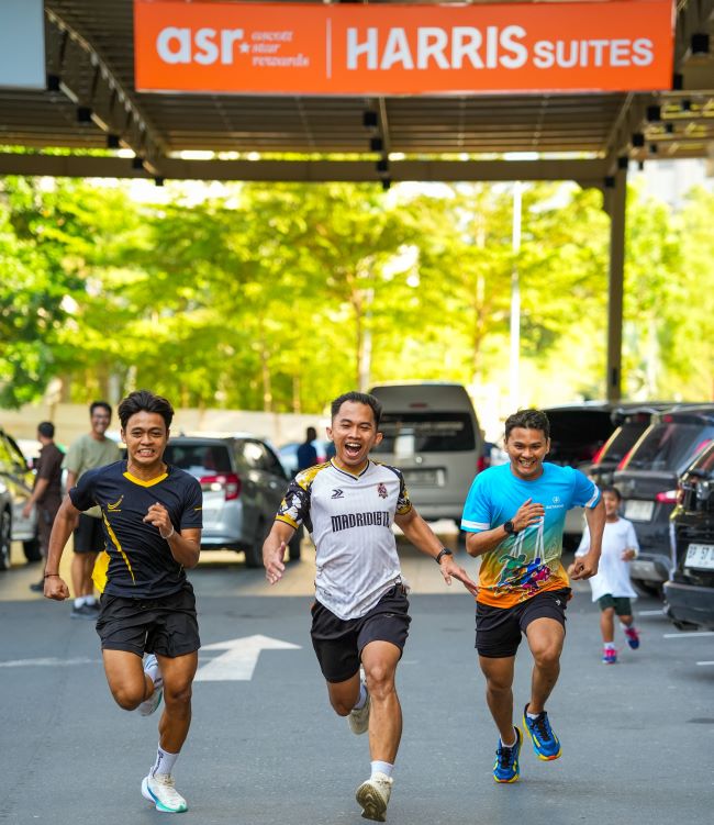 HARRIS Hotel & Suites Nagoya Batam sukses gelar “Run & Clean” bersama komunitas pelari di Batam. Selain berolahraga, peserta mengumpulkan 50 kg sampah sebagai wujud nyata komitmen keberlanjutan Ascott Cares.