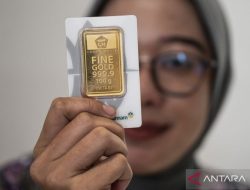 Harga Emas Pegadaian Turun, Antam Tembus Rp2,9 Juta per Gram