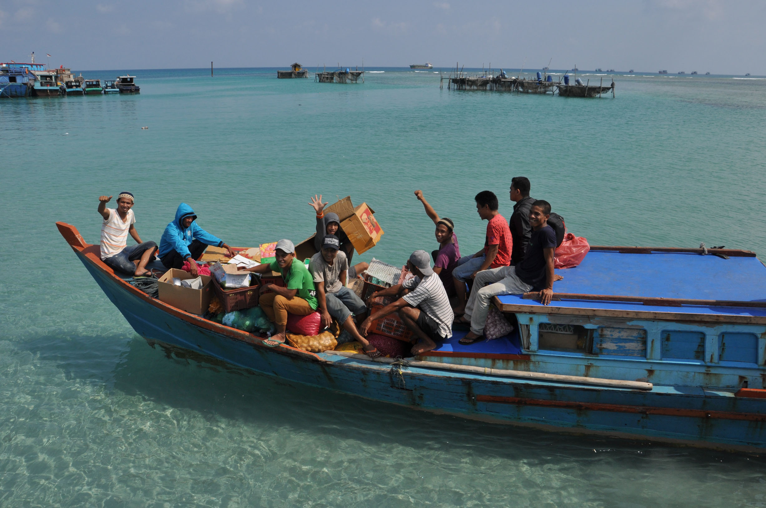 Sektor perikanan Lingga menjadi tulang punggung ekonomi dan penjaga stabilitas harga pangan di Kepulauan Riau. Dengan produksi tinggi dan konsumsi ikan masyarakat yang besar, Kepri menatap masa depan maritim yang kuat.