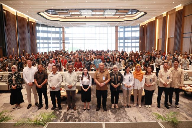 Wakil Wali Kota Batam, Li Claudia Chandra, menekankan pentingnya kebersihan, variasi menu, dan nutrisi dalam program Makan Bergizi Gratis (MBG)