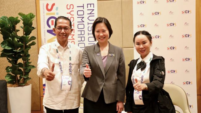 BP Batam terus memperkuat kolaborasi dengan Singapura dalam pengembangan Kawasan Industri Berkelanjutan. Pertemuan di Singapura membahas langkah konkret untuk mewujudkan Batam sebagai pusat industri hijau berdaya saing tinggi di Asia Tenggara.