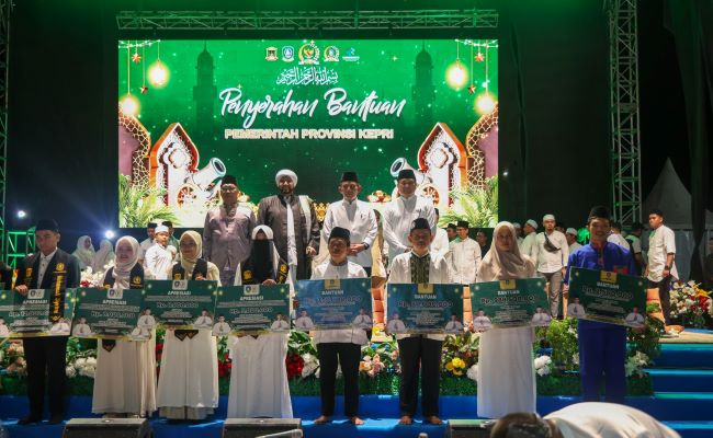 Penghargaan ini diberikan sebagai bentuk kebanggaan dan dorongan agar generasi muda Kepri terus menumbuhkan kecintaan terhadap Al-Qur’an
