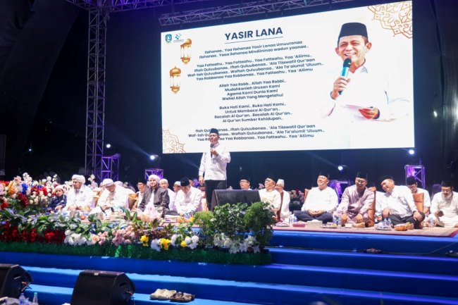Kepri Bersholawat kembali menggema di Tanjungpinang. Gubernur Ansar Ahmad menegaskan komitmen menjadikan Kepri sebagai Provinsi Bersholawat dengan dukungan habib, tokoh nasional, dan ribuan jamaah.