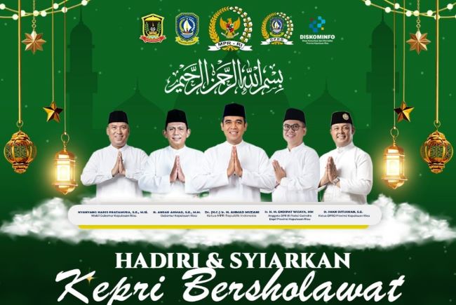 Kepri Bersholawat di Laman Tugu Sirih Tanjungpinang menghadirkan Habib Syech dan Wafiq Azizah. Gubernur Ansar Ahmad mengajak masyarakat Kepri bersholawat bersama demi kedamaian dan keberkahan bagi seluruh warga.