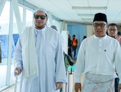 Disambut Wagub Nyanyang, Habib Jindan Khatib Sholat Jumat di Masjid Al Hikmah Tanjungpinang